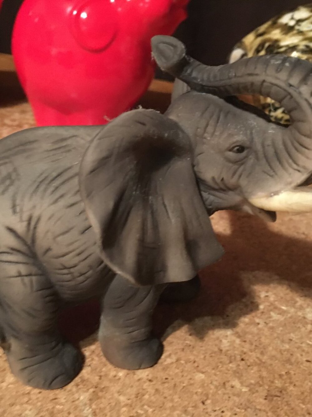 LOT OF 22 ELEPHANT FIGURES CERAMIC PORCELAIN ENESCO CIRCUS JAPAN - Picture 11 of 16